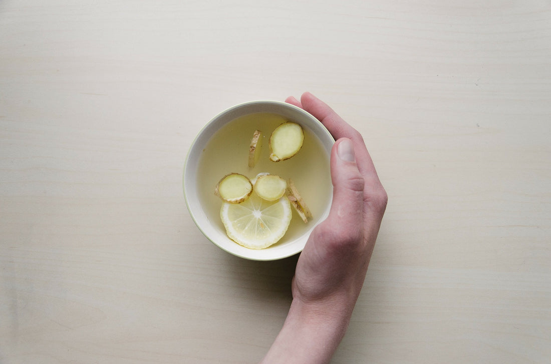 Tee mit Ingwer und Zitrone 